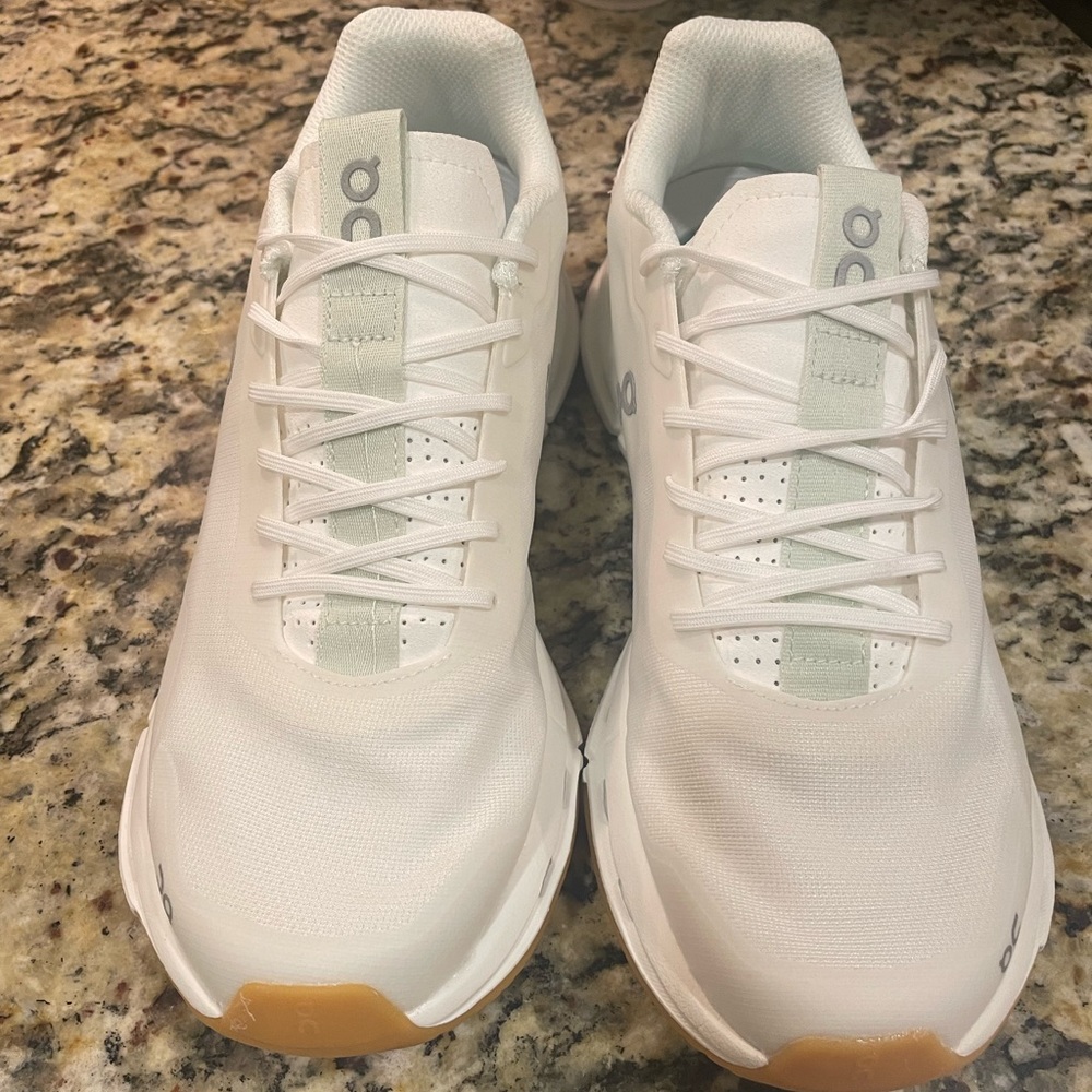 On Running White Athletic Shoes - Picture 5 of 10